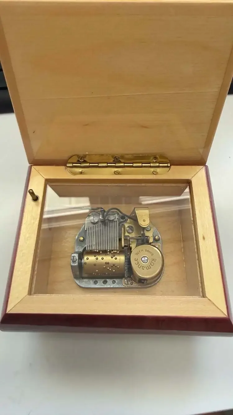 Vintage Italian Marquetry Burl Wood Jewelry Music Box with Mandolin Inlay